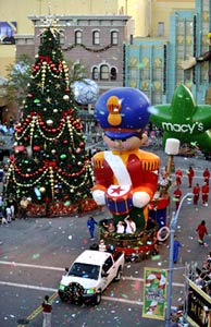 The Macys Parade at Universal!